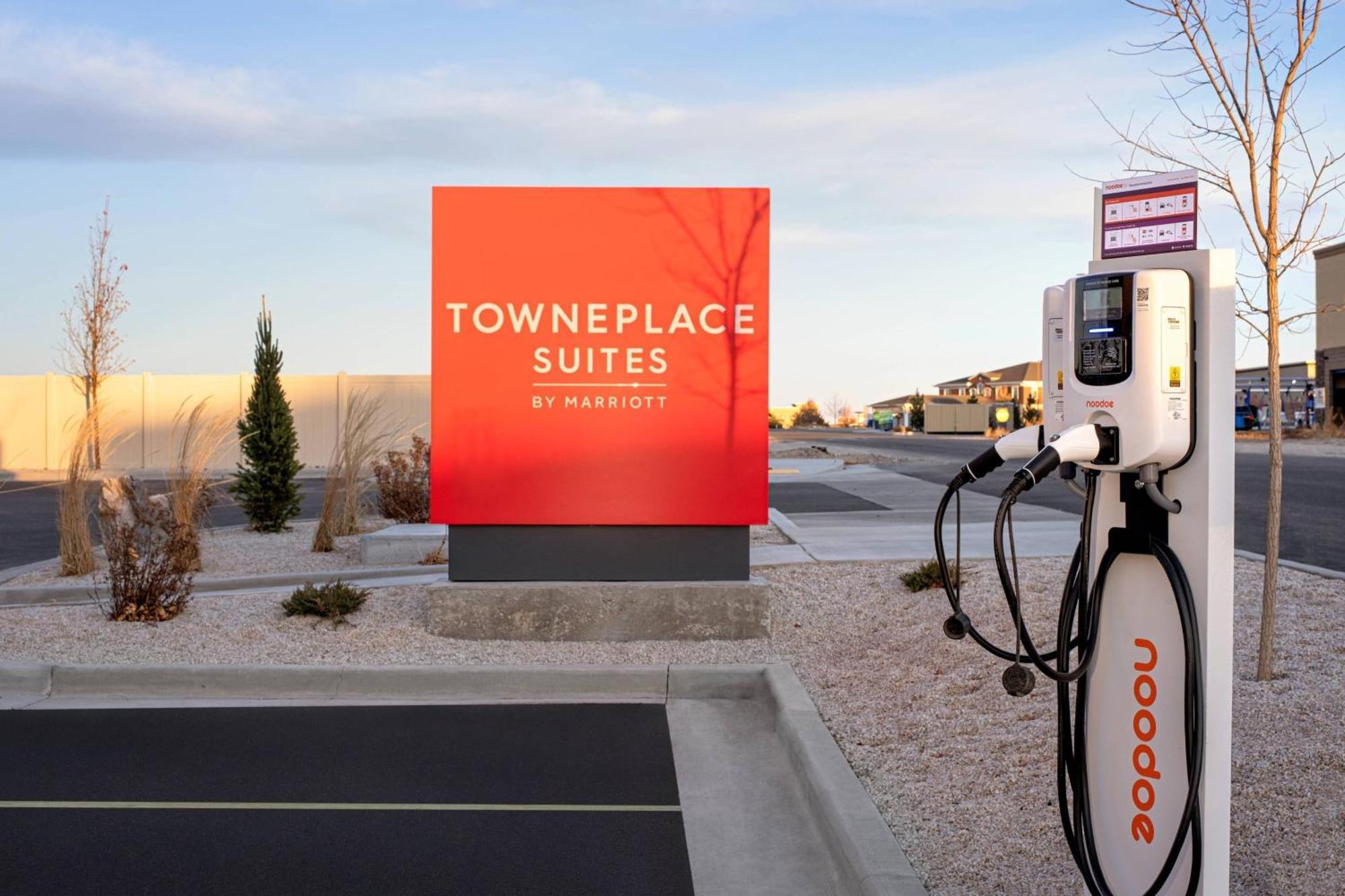 Towneplace Suites By Marriott Туин-Фолс Экстерьер фото
